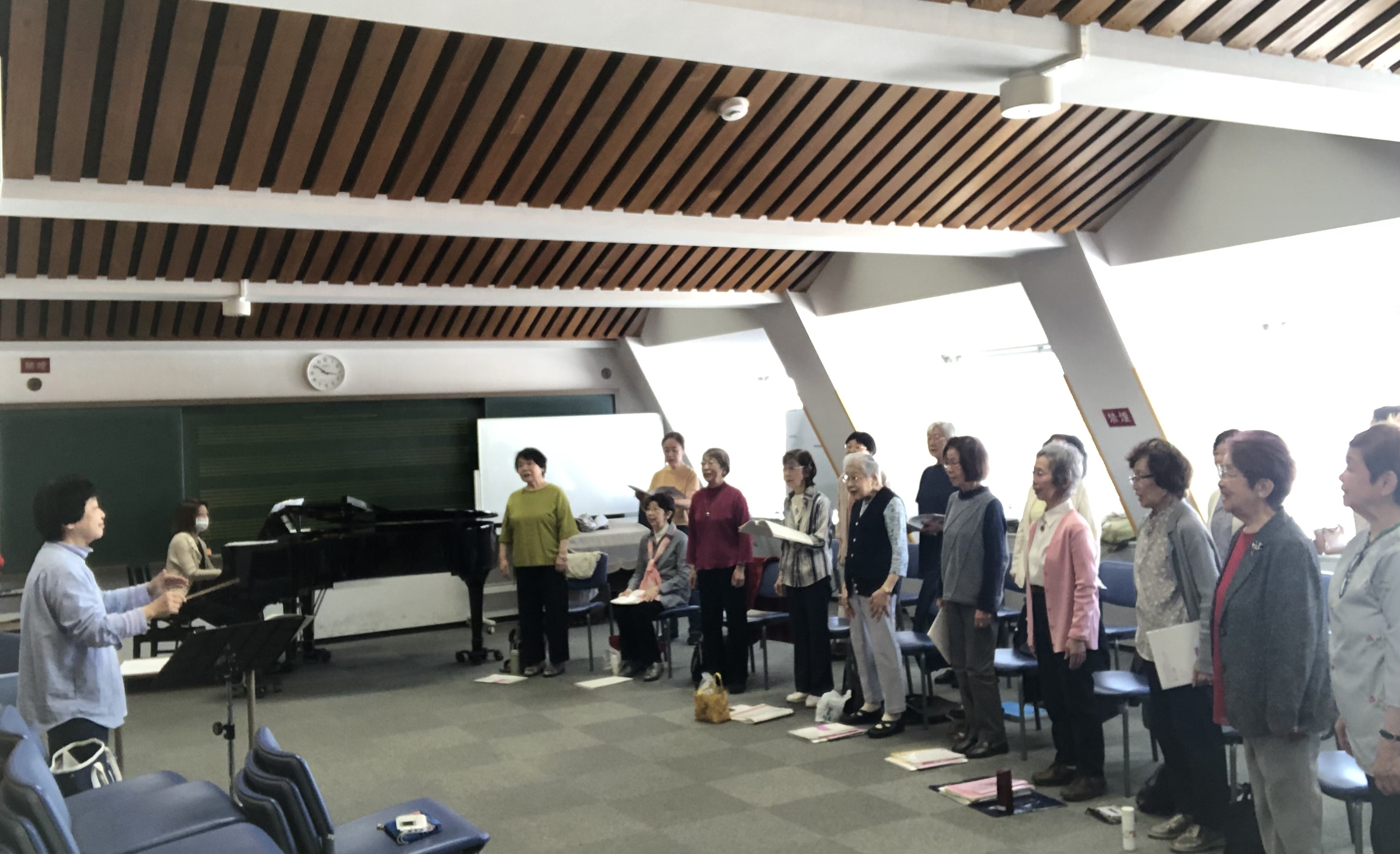 萩練習風景 20250507 なかのZERO西館音楽室にて